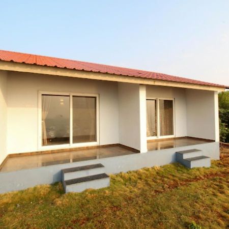 Sea King Beach Resort Ganpatipule Esterno foto