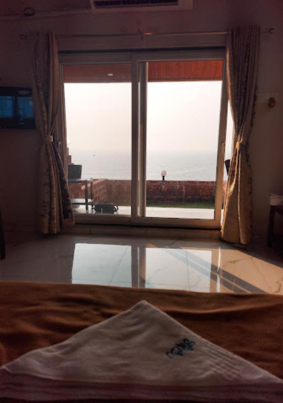 Sea King Beach Resort Ganpatipule Esterno foto