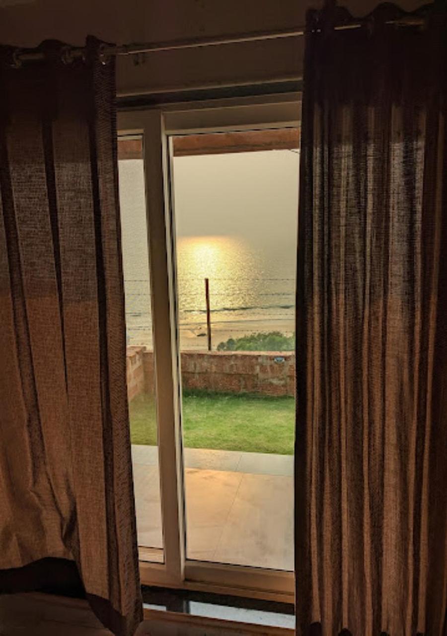 Sea King Beach Resort Ganpatipule Esterno foto